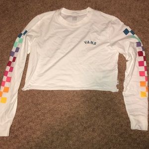 Long sleeve vans crop top